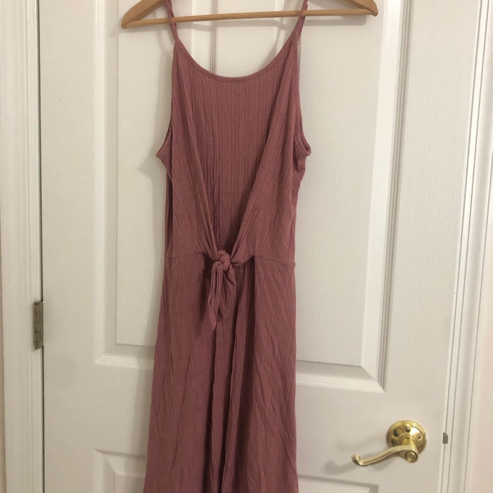 Mauve knee-length dress